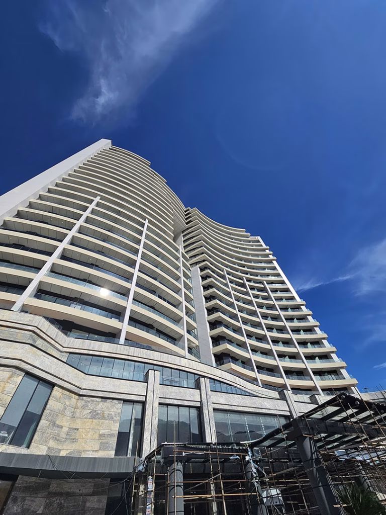 araz hotel
