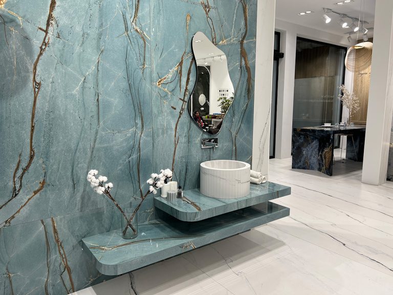 Showroom, Daryakenar, Babolsar