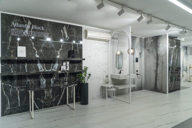 Showroom 1, Shiraz Street, Tehran